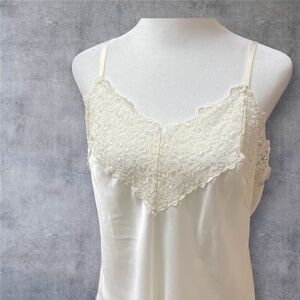 Beautiful Vintage Wacoal Cream Lace Camisole Size Large